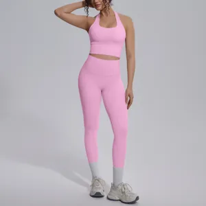 Roze halter sportbeha en hoge taille leggings yogaset detailweergave voor fitness training