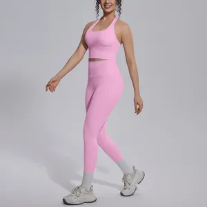 Roze tweedelig yoga fitness sport set sport-bh met hoge taille leggings gedetailleerd weergave