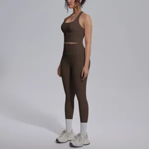 Effen kleur dubbelzijdig nylon strakke yoga set voor fitness hardlopen activewear.
