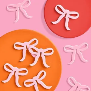 Segnabicchiere a Fiocco in Acrilico Rosa Ciondoli per Bevande per Decorazioni Festa di Compleanno Matrimonio Identificazione