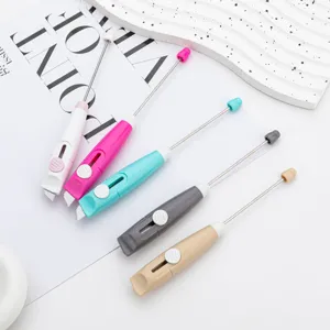 Couteau de bricolage portable et mini cutter de perles, ouvre-colis coloré pratique.