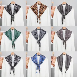 Women Fashion Triangle Scarf Paisley Floral Print Lightweight Sun Protection Shawl Neck Scarf For Spring And Summer