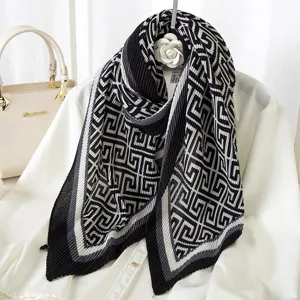 Black and white geometric pleated scarf for women, versatile fashion winter neck wrap.