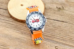 Kinder Cartoon Quarzuhr mit Feuerwehrauto Zifferblatt und orangefarbenem Silikonarmband Jungen.