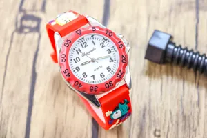 Montre quartz enfant avec lunette rouge bracelet bus dessin animé jolie montre mignonne