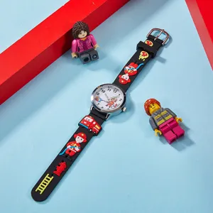 Montre quartz enfant pompier avec aiguilles lumineuses et bracelet dessin animé pour garçons.