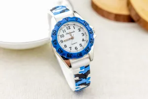 Kinderen blauw camouflage quartz horloge studenten analoge wijzerplaat gedetailleerd