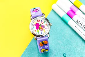 Cute 3D butterfly children quartz watch with colorful silicone strap and numbers for girls daily gift.
