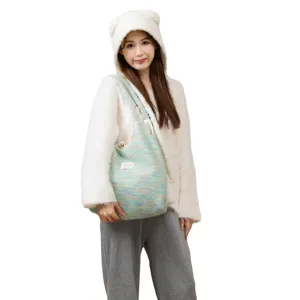 Fluffy knit tote bag for women, cute winter shoulder bag with large capacity, soft aesthetic style.