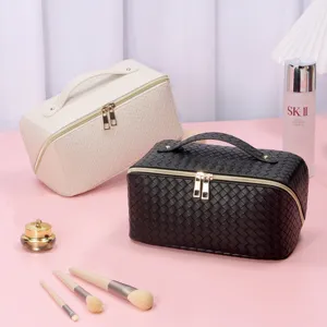 PU geflochtene Kosmetiktasche mit Griff und Doppelreißverschluss, stilvolles Make-up Etui.