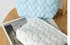 Quilted heart cosmetic bag large capacity clutch makeup pouch organizer women style