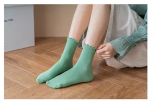 Women ruffle mid-tube socks solid color green cute casual fashion daily wear breathable knit