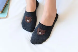 Cute bear low cut boat socks for women, dark grey cotton hidden anti slip short socks.
