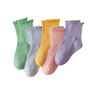 Cute ruffled mid-tube socks for women, sweet candy colors, stylish Japanese summer hosiery.