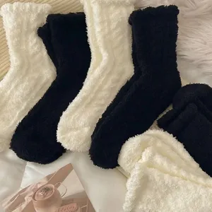 Dames Dikke Koraalvlies Slaapsokken Winter Warm Zacht Pluizig Casual Effen Kleur Middelste Kous Thuis Vloersokken