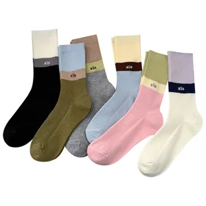 Spring and summer women's mid-tube combed cotton color-matching sweet crew socks main view.