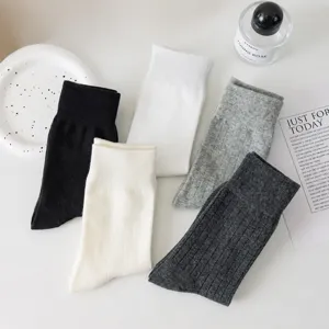 Dames Effen Kleur Middelhohe Katoenen Sokken Casual Veelzijdige Japans Stijl Dagelijkse Mode Kousen