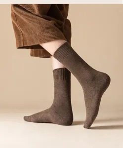 Thermal winter socks for women, thick loop knit mid-tube warm brown socks for cold weather.