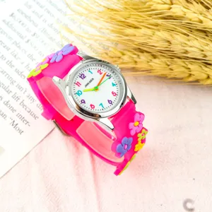 Montre en silicone rose pour enfants avec fleurs 3D colorées, jolie montre quartz fille.