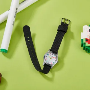 Kinder Canvas Quarz-Uhr mit bunten Ziffern und schwarzem Armband Nahaufnahme Ansicht