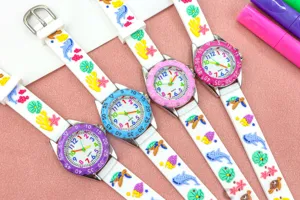 Kinder Quarz-Uhr mit Ozean Welt Silikonarmband und bunten Ziffern für Jungen und Mädchen