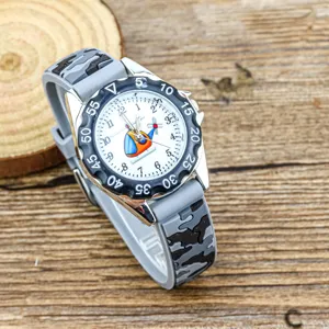 Montre à quartz camouflage pour enfants avec cadran hélicoptère, bracelet silicone.