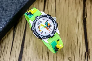 Children cute excavator cartoon watch boys girls silicone strap quartz wristwatch detail