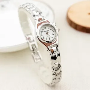 Reloj de Cuarzo de Moda para Mujer Lindo Esfera Pequeña Colgante de Corazón Pulsera Reloj