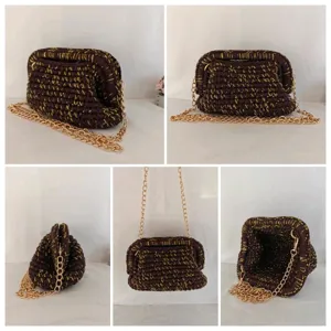 Sac bandoulière crocheté à la main avec chaîne dorée, élégant sac rétro en tricot.
