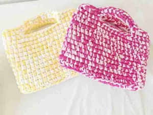Handmade crochet small square bag, colorful contrast knit handbag for women daily use detail view.