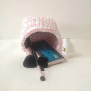 Panier de rangement de maquillage au crochet rose et blanc boîte organisatrice cosmétique