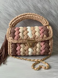 Handmade crochet shoulder bag, chunky knit colorblock handbag with chain strap and lock clasp.