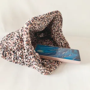 Handmade crochet leopard print clutch bag women stylish woven crossbody handbag for daily use