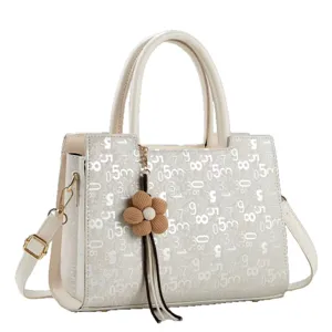 Elegante Damen Handtasche Umhängetasche Shopper mit Buchstaben Druck und Blumenanhänger.
