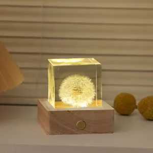 Luz nocturna cuadrada creativa de diente de leon con base de madera recargable para la habitacion.