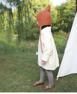 Comodi collant tinta unita per bambini e morbidi leggings da neonato per l'autunno.