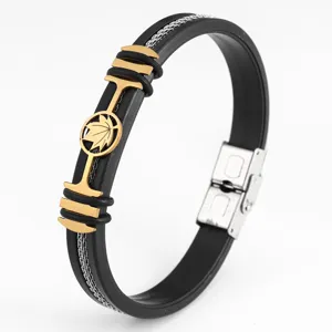 Gedetailleerd overzicht van zwarte siliconen roestvrijstalen hiphop armband met esdoornblad.
