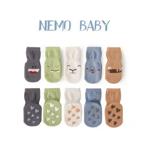 Säugling Kleinkind Anti-Rutsch Socken Atmungsaktive Gekämmte Baumwolle Süße Cartoon Tier Frucht Babysocken Kinder Laufsocken