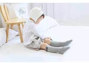 Tout-petit bébé coton chaussettes longues gris côtelé mignon nœud genou haute chaussette