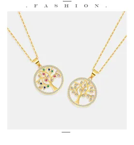 Collana con ciondolo albero della vita in argento 925 dorato con zirconi brillanti e luminosi.