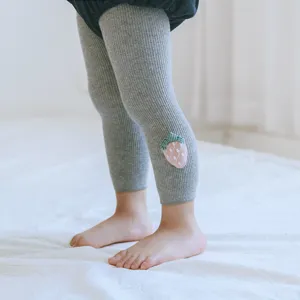 Collants pour Bébé Fille Printemps Automne Coton Peigné Leggings Mignon Broderie de Fruits Vêtements pour Enfants