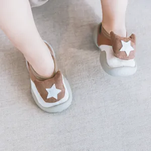 Baby Lauflernsocken rutschfest weiche Sohle Kleinkind Mesh Schuhe braun Stern Design