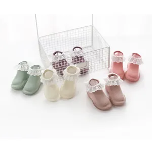 Babysocken mit Spitze und Gummisohle, süße Lauflernsocken für Kleinkinder im Frühling Sommer