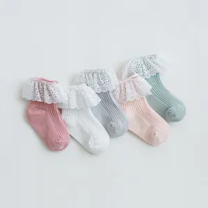 Chaussettes pour Nouveau-né et Bébé Mignon Couleur Unie Volant en Dentelle Coton Peigné Doux Respirant Chaussettes Fille