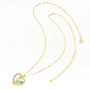 Collana con cuore di tartaruga di mare serie oceano in argento S925 con zircone ed smalto.
