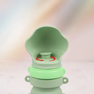 Tragbare klappbare Haustier Wasserflasche für Hunde Outdoor Silikon Spender Becher grün.
