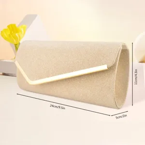 Élégant sac de soirée scintillant à paillettes avec fermoir métallique pour femmes.
