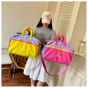 Borsa da viaggio corta multicolore alla moda, bagaglio leggero e portatile, borsa da palestra