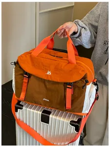 Borsa da palestra espandibile grande capacità viaggio valigia arancione marrone top