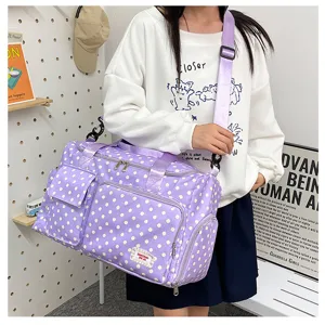 Grand sac de voyage cabine, sac de sport à pois violets avec bandoulière pour femmes et voyages.